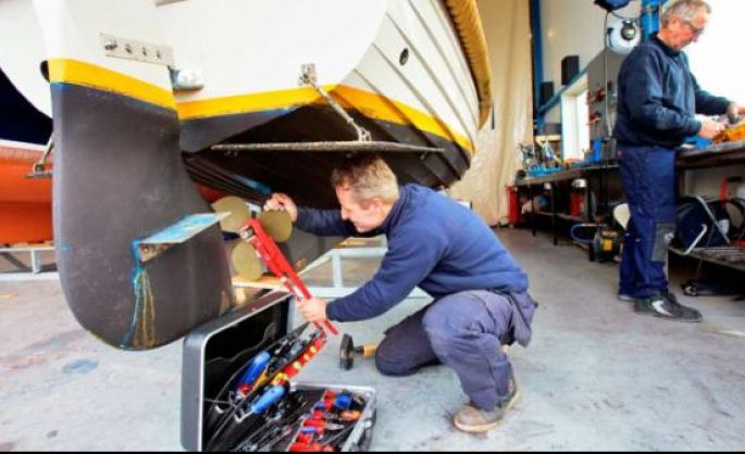 Sloep of motorboot winterklaar maken